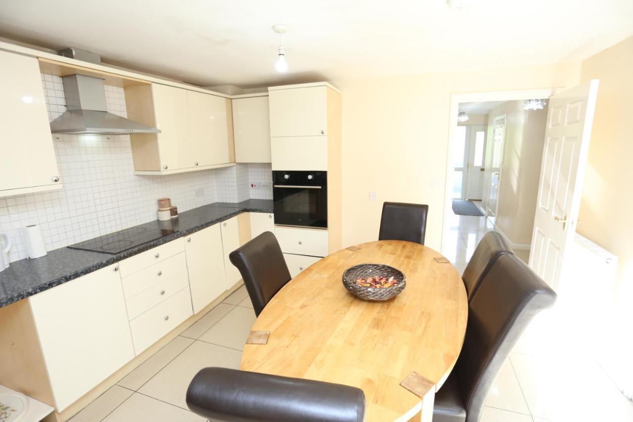 Casa vacanze Lovely 4 Bed House